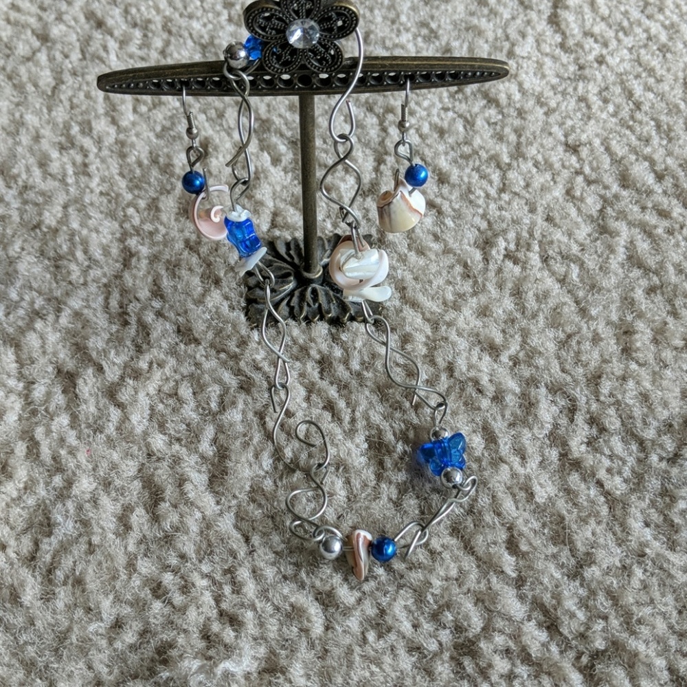 Mermaid Shells & Beads Earrings and Necklace Set